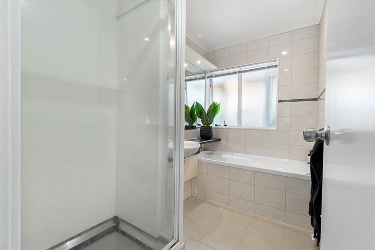 Photo of property in 1/19 Stratford Road, Manurewa, Auckland, 2105