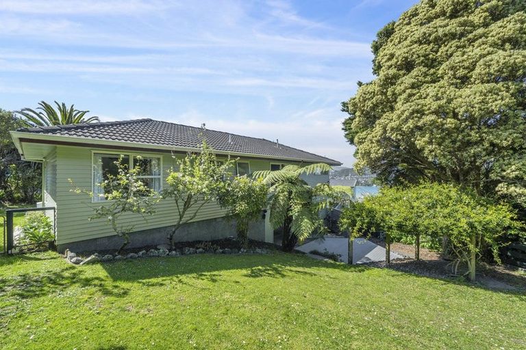 Photo of property in 28 Truro Road, Camborne, Porirua, 5026