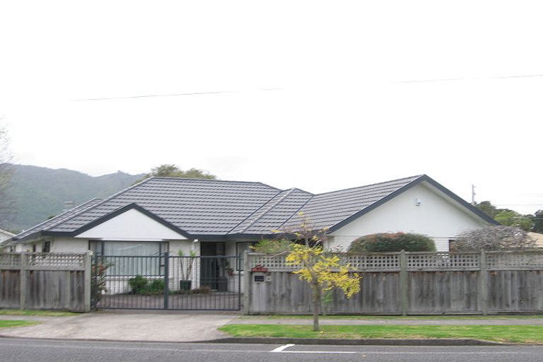 Photo of property in 47 Ngarara Road, Waikanae, 5036