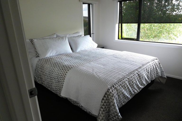 Photo of property in 8 Isobel Hodgson Drive, Cambridge, 3434