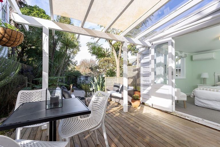 Photo of property in 12 Huia Street, Devonport, Auckland, 0624