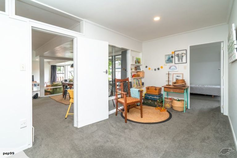 Photo of property in 287 Welcome Bay Road, Welcome Bay, Tauranga, 3112