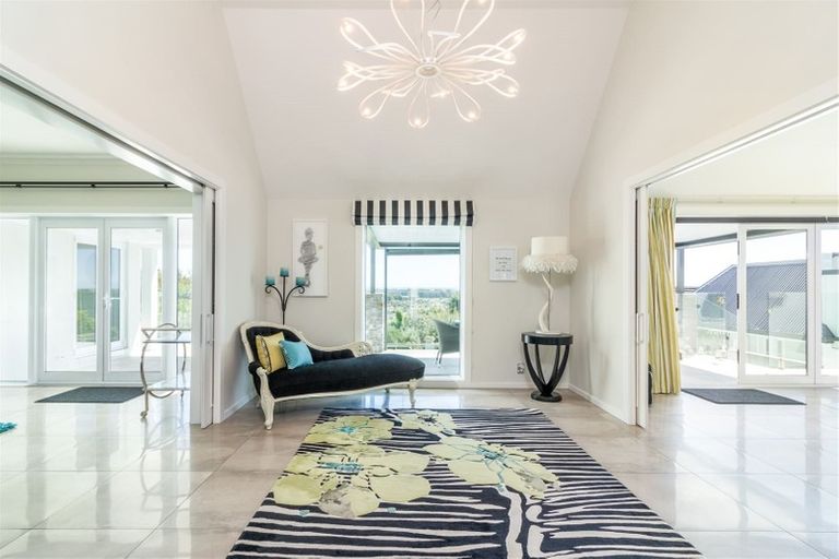 Photo of property in 4 Nehru Place, Cashmere, Christchurch, 8022