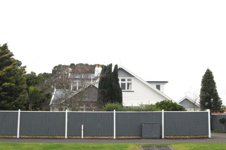 Photo of property in 131a Coronation Avenue, Welbourn, New Plymouth, 4310