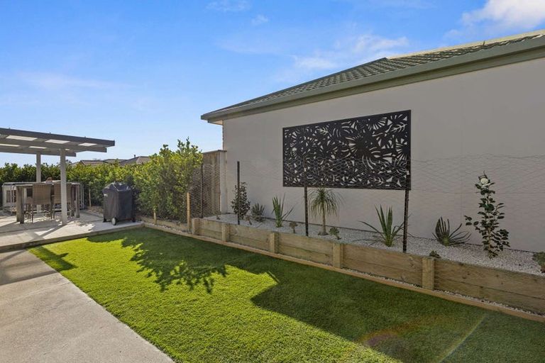 Photo of property in 15a Vining Crescent, Stoke, Nelson, 7011