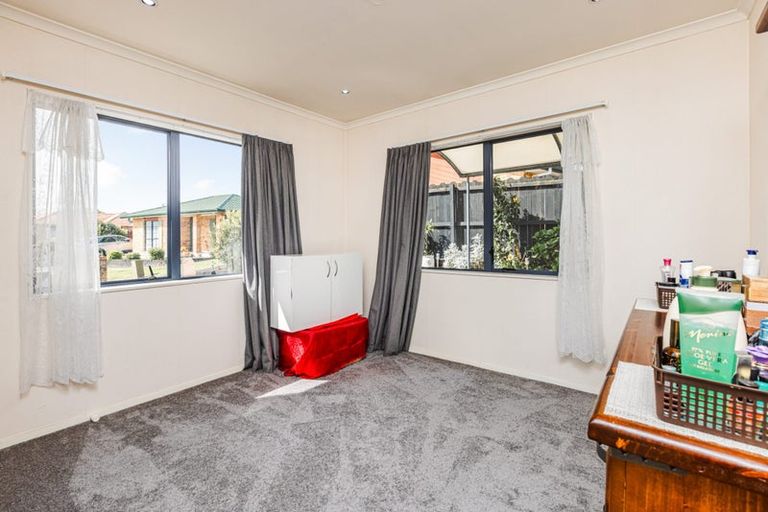 Photo of property in 5 Footwide Place, Weymouth, Auckland, 2103