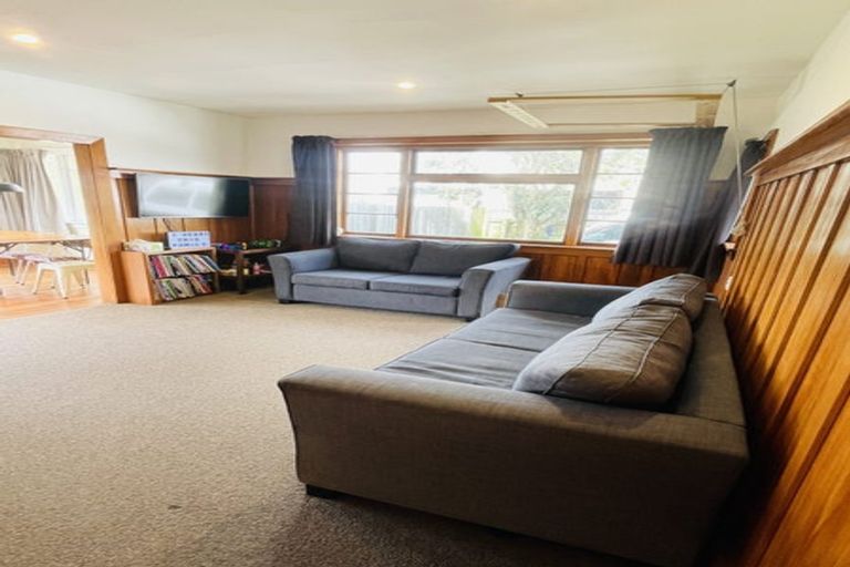 Photo of property in 14 Goldsmith Place, Waltham, Christchurch, 8023