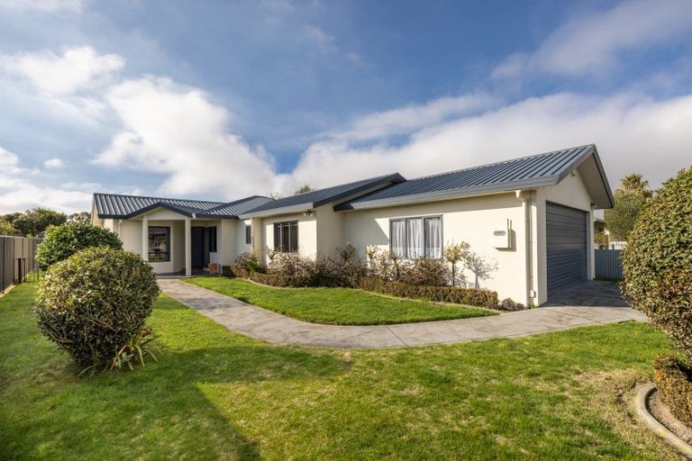 Photo of property in 417 Southland Place, Raureka, Hastings, 4120