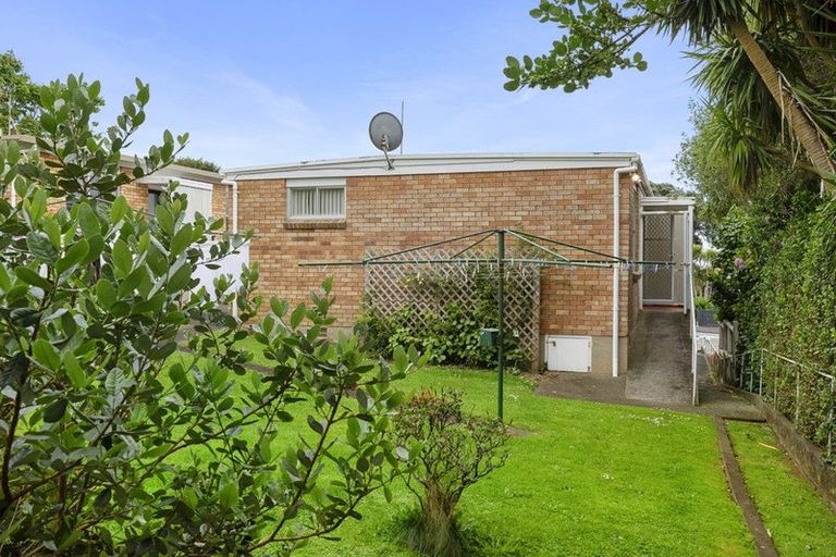 Photo of property in 410b Devon Street East, Strandon, New Plymouth, 4312