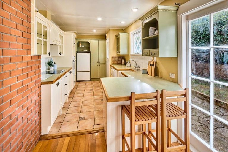 Photo of property in 5 Porter Place, Paekakariki, 5034