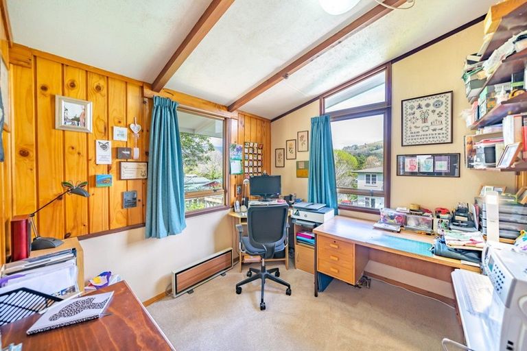 Photo of property in 3 Whangakoko Grove, Birchville, Upper Hutt, 5018