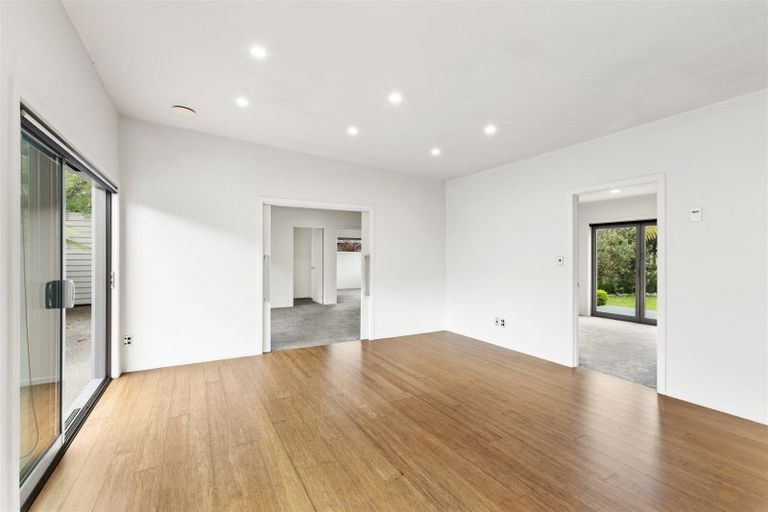 Photo of property in 30a Brougham Street, Westport, 7825