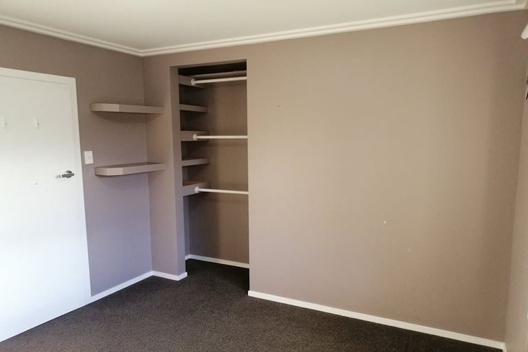 Photo of property in 32 Davis Grove, Wainuiomata, Lower Hutt, 5014