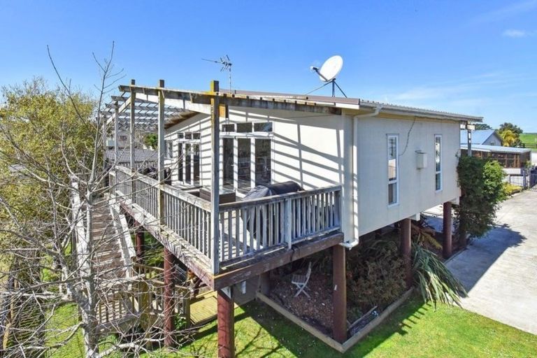 Photo of property in 92a Wharf Road, Clarks Beach, Pukekohe, 2679