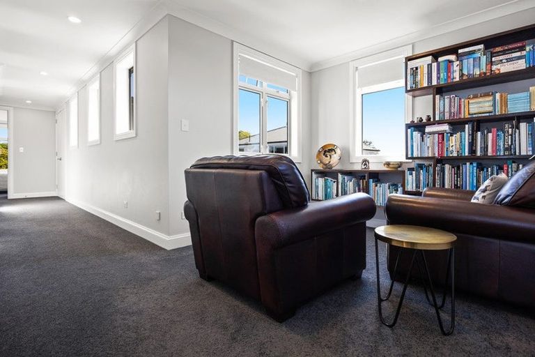 Photo of property in 42 Normans Road, Strowan, Christchurch, 8052