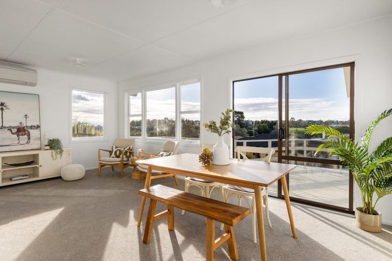 Photo of property in 24 Otumoetai Road, Judea, Tauranga, 3110