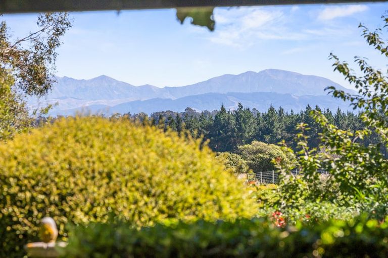 Photo of property in 90 Spur Road, Hadlow, Timaru, 7975