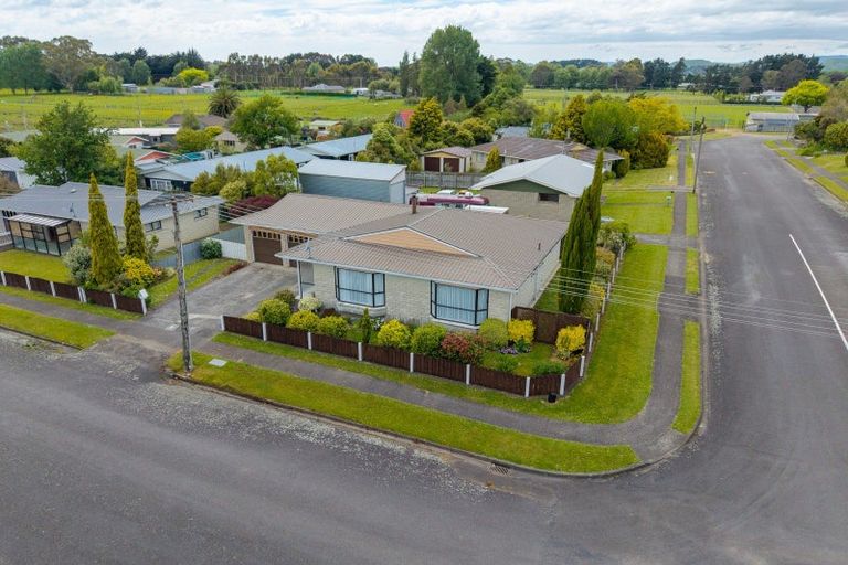 Photo of property in 74 Ormond Street, Woodville, 4920