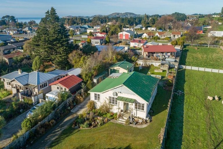 Photo of property in 41 Monmouth Street, Hampden, 9410