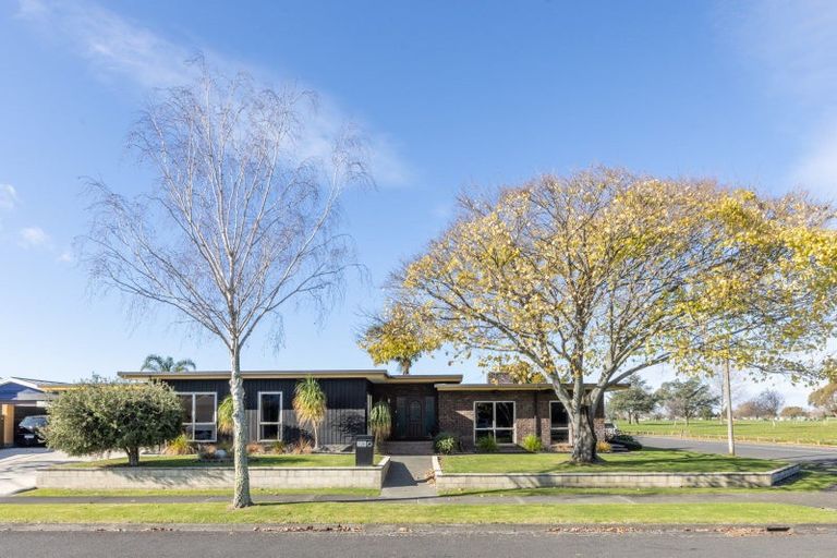 Photo of property in 128 Freyberg Avenue, Tamatea, Napier, 4112