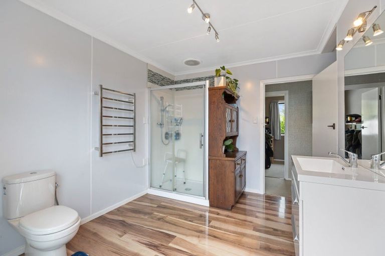 Photo of property in 72 Aotea Crescent, Tokoroa, 3420