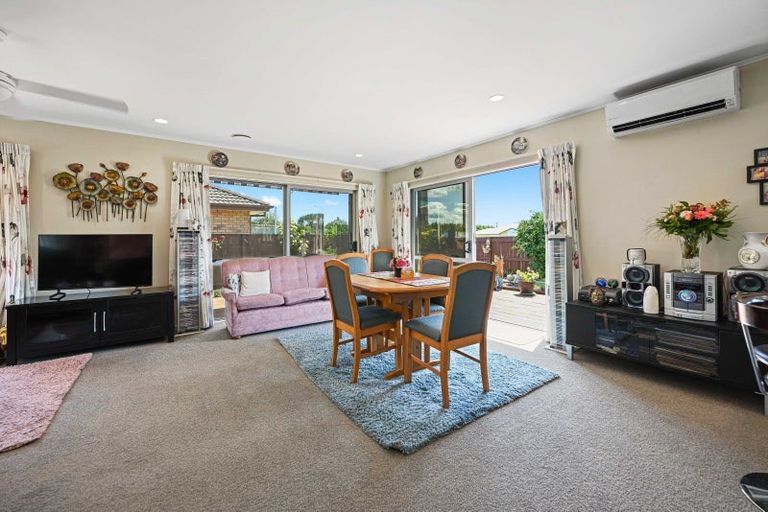 Photo of property in 31 Wiltshire Drive, Huntington, Hamilton, 3210