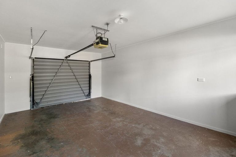 Photo of property in 1/11 Milton Road, Orewa, 0931