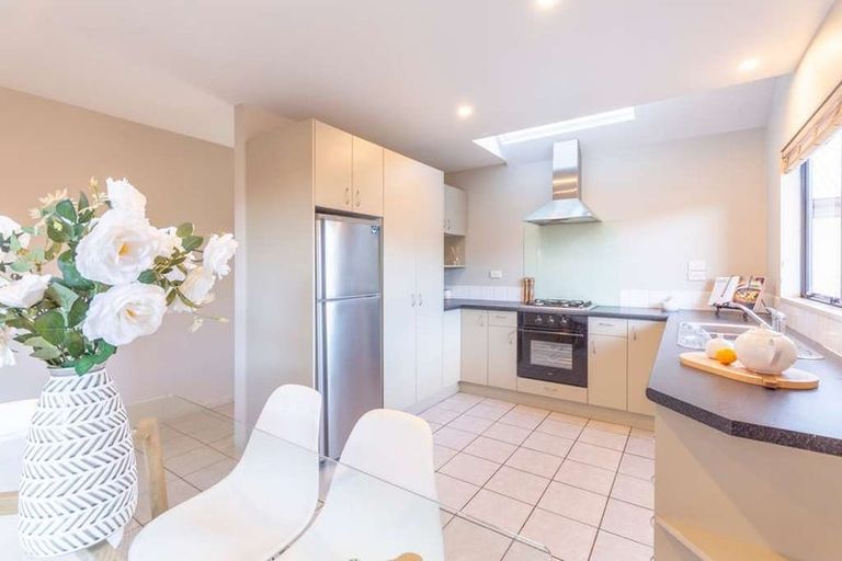 Photo of property in 33 Mary Street, Papanui, Christchurch, 8053