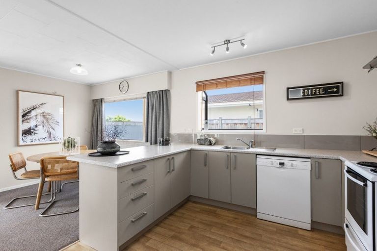 Photo of property in 3/11 King Street, Taradale, Napier, 4112