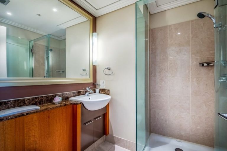 Photo of property in The Quays Apartments, 4m/99 Customs Street, Auckland Central, Auckland, 1010