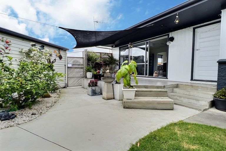 Photo of property in 51 Coventry Avenue, Tamatea, Napier, 4112