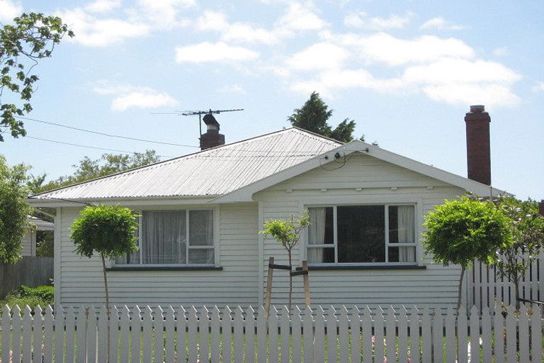 Photo of property in 20 Meadowville Avenue, Spreydon, Christchurch, 8024