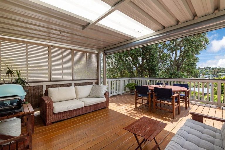 Photo of property in 94 Saddleback Rise, Murrays Bay, Auckland, 0630