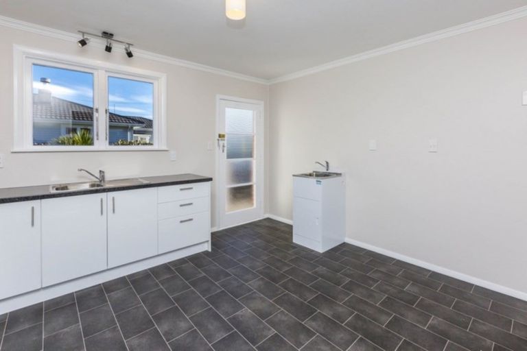 Photo of property in 76b Seddon Street, Wallaceville, Upper Hutt, 5018
