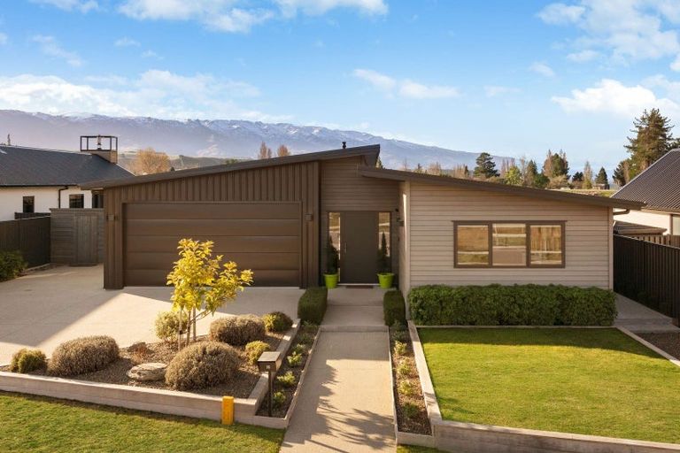 Photo of property in 19 Searle Drive, Cromwell, 9310