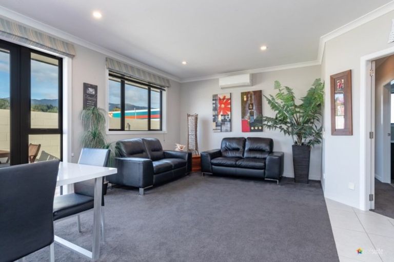 Photo of property in 9 Vernon Grove, Brown Owl, Upper Hutt, 5018