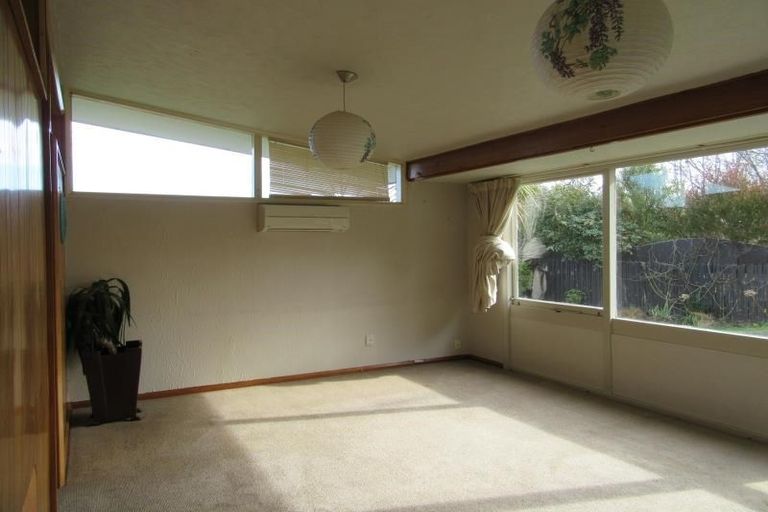 Photo of property in 2/443 Hills Road, Mairehau, Christchurch, 8052