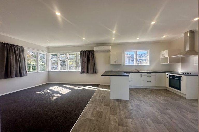 Photo of property in 40 Bush Street, Naenae, Lower Hutt, 5011