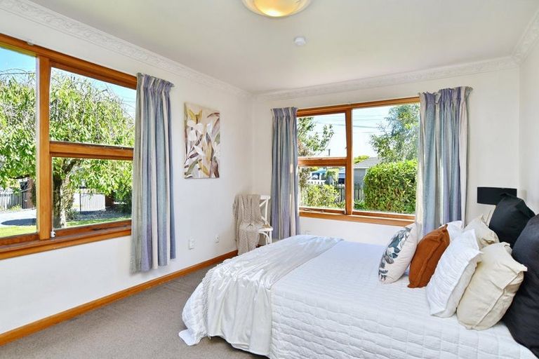 Photo of property in 15 Glenmore Avenue, Casebrook, Christchurch, 8051