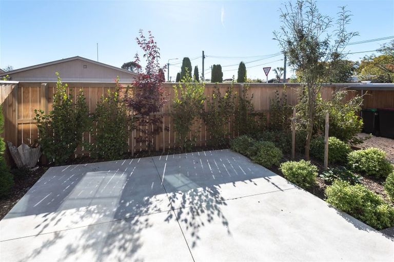 Photo of property in 1/63 Hills Road, Edgeware, Christchurch, 8013