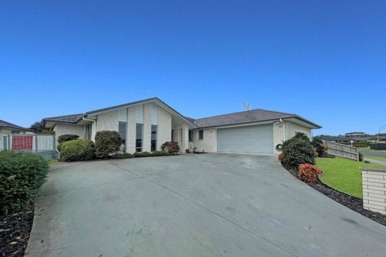 Photo of property in 98 Cumberland Drive, Flagstaff, Hamilton, 3210