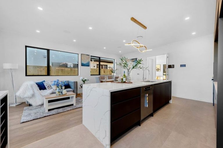 Photo of property in 19 Puia Street, Papatoetoe, 2025