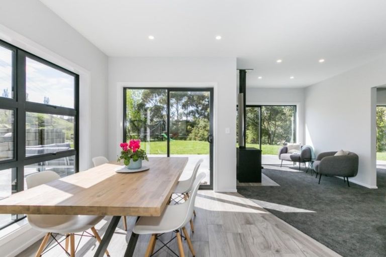 Photo of property in 86 Seafield Road, Eskdale, Napier, 4182