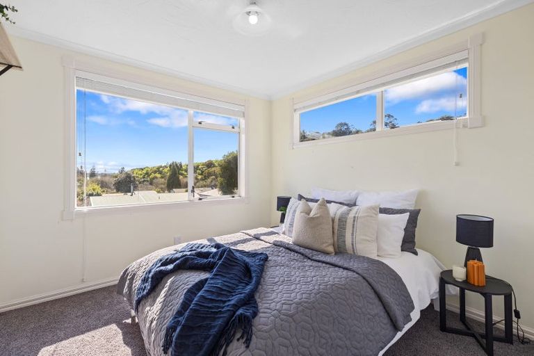 Photo of property in 41 Dingadee Street, Welcome Bay, Tauranga, 3112