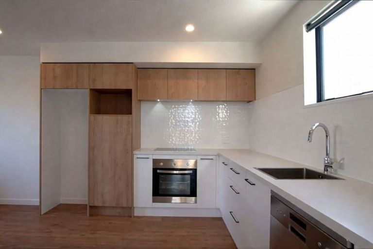 Photo of property in 2/102 Creyke Road, Ilam, Christchurch, 8041