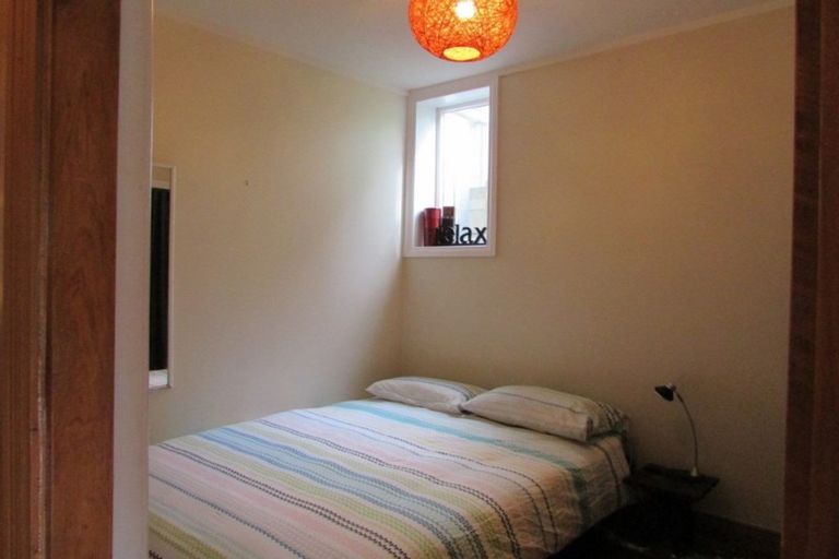 Photo of property in 24 Ticehurst Road, Lyttelton, 8082