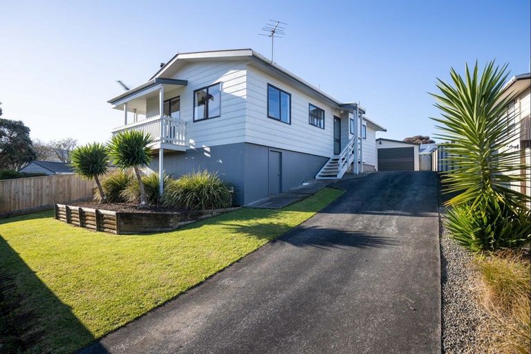 Photo of property in 16 Aratapu Street, Waitara, 4320