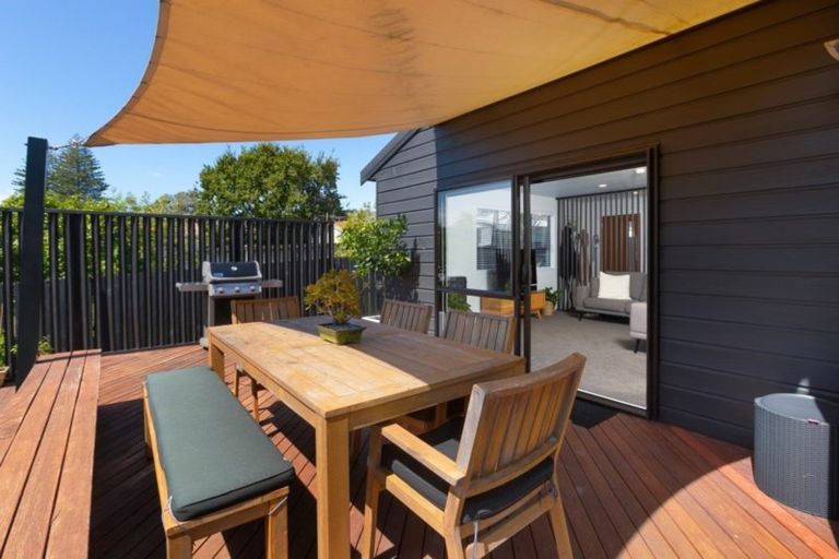 Photo of property in 35b Formby Avenue, Point Chevalier, Auckland, 1022