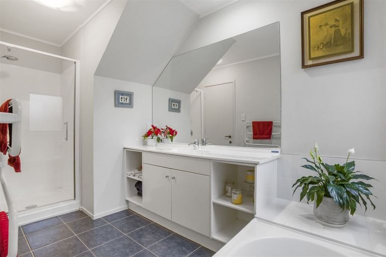 Photo of property in 18 Janome Place, Bucklands Beach, Auckland, 2014