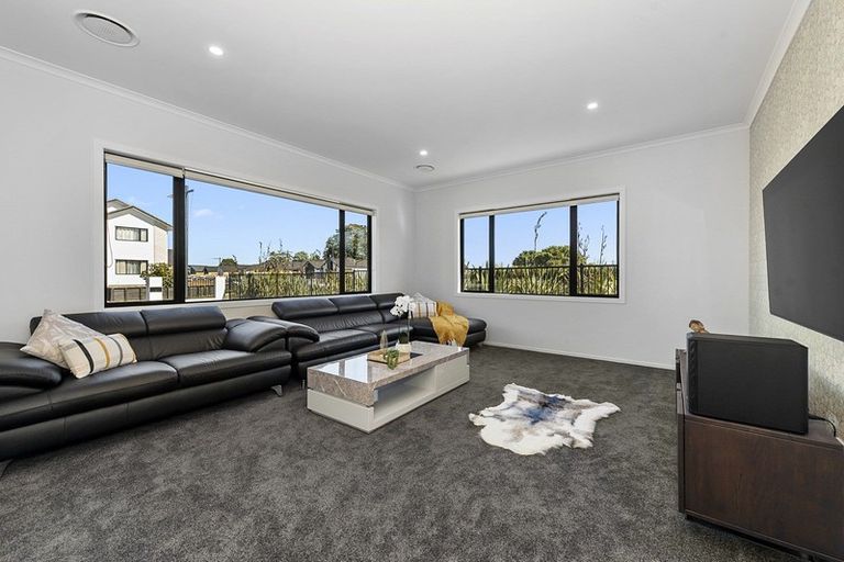 Photo of property in 24 The Meadows Drive, Flagstaff, Hamilton, 3210